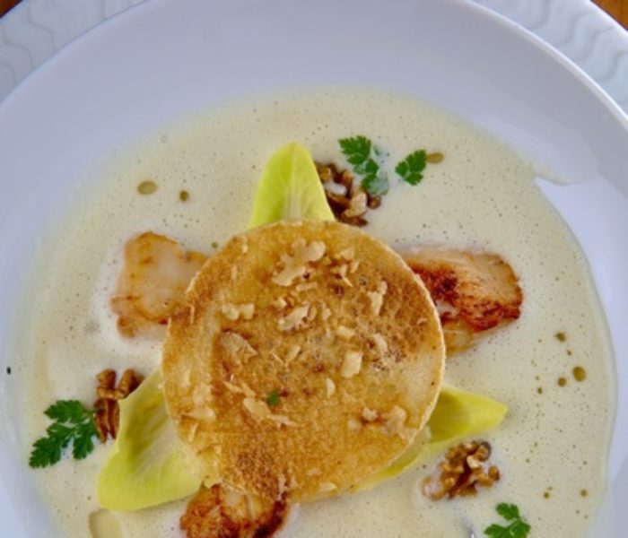 Entrée Crème endive menu de saison lebaligan