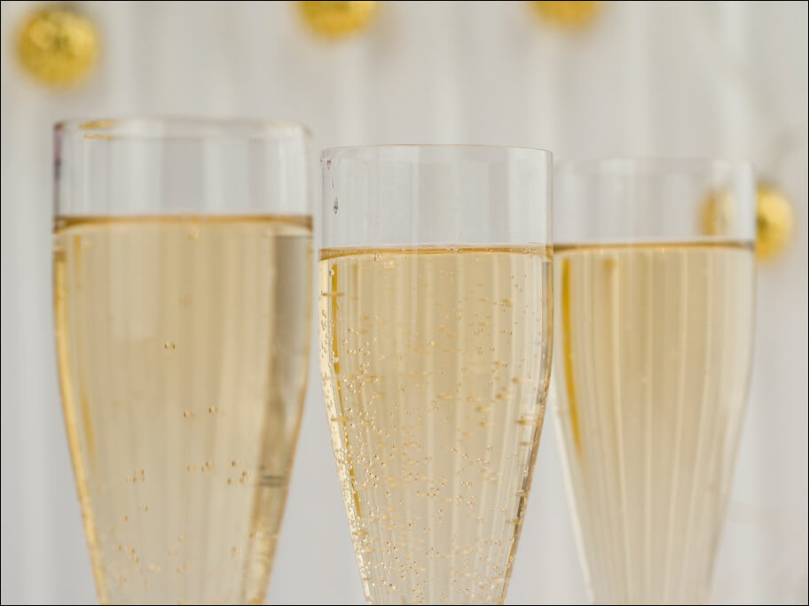 flutes de champagne lors de la célébration d'un événement