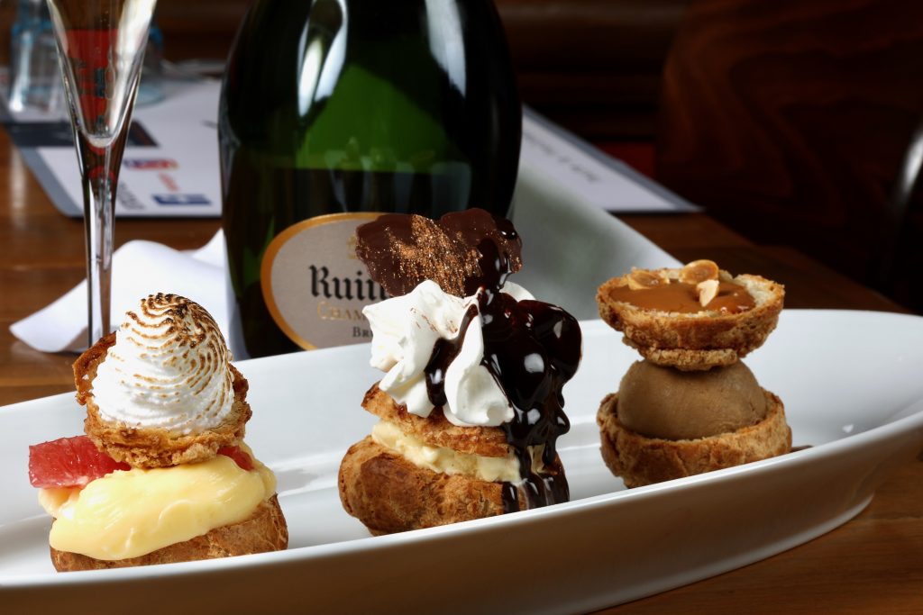 Repas au champagne